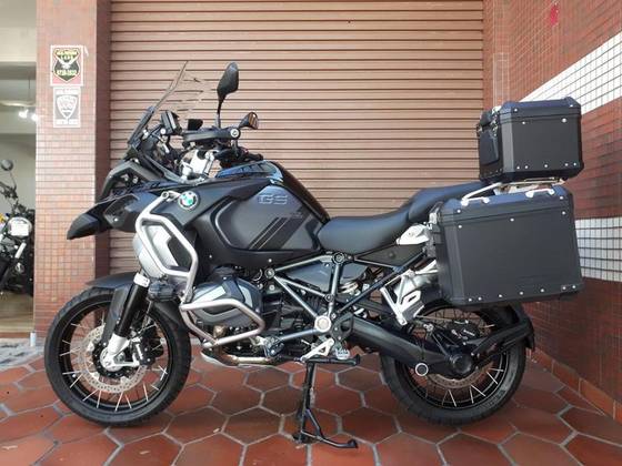 BMW R 1250 GS ADVENTURE PREMIUM TRIPLE BLACK BMW R 1250 GS ADVENTURE PREMIUM TRIPLE BLACK
